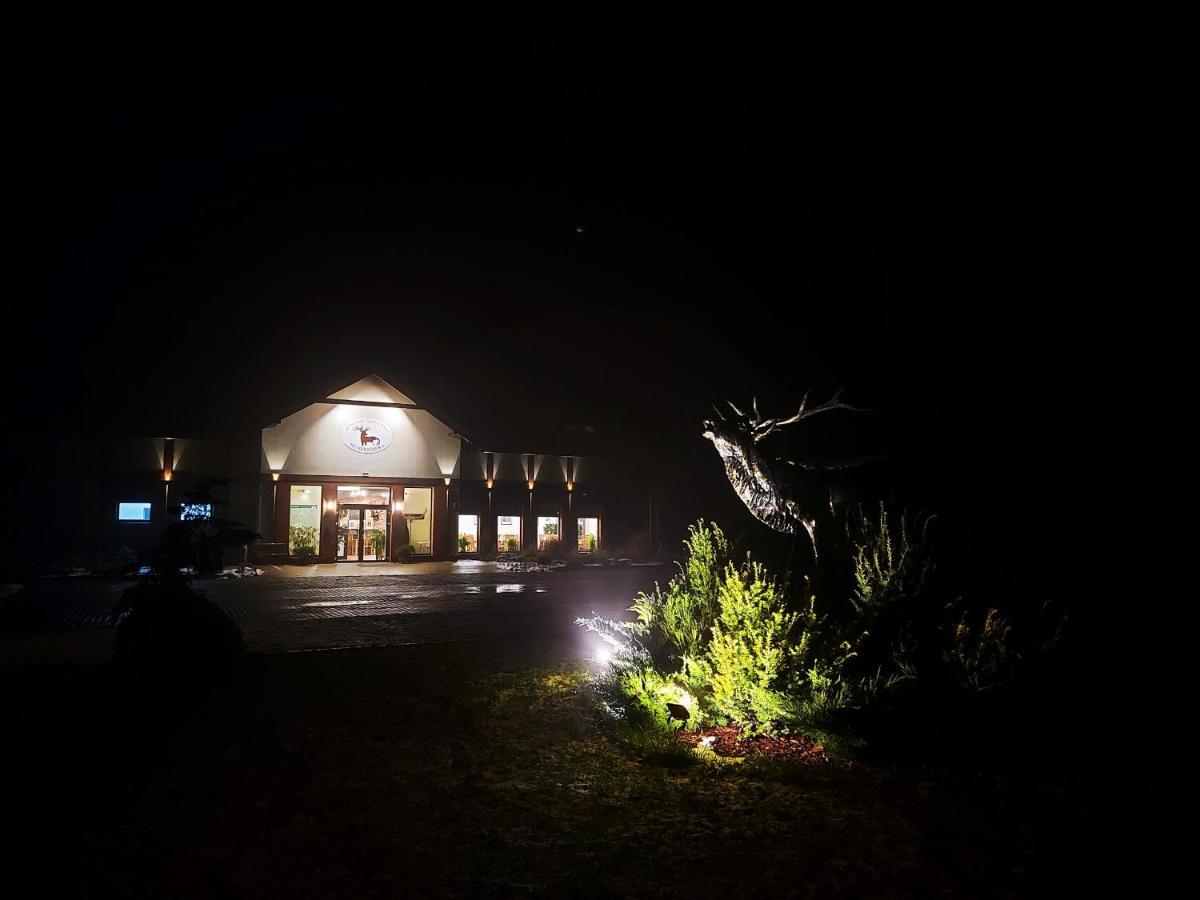 Pensjonat I Restauracja Hubertowka Milicz Exteriör bild